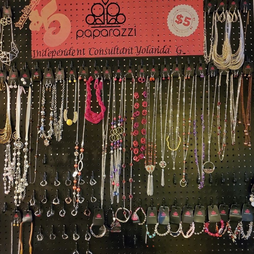 Paparazzi  jewelry